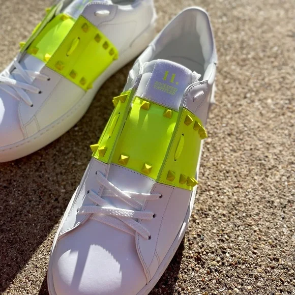 スニーカー Valentino Garavani Sneakers Men Leather White/Lime Valentino Garavani Men's White Rockstud Leather Sneaker US